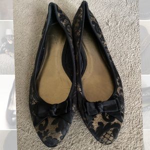 Ann Taylor - The Loft Lace Flats - Size 9